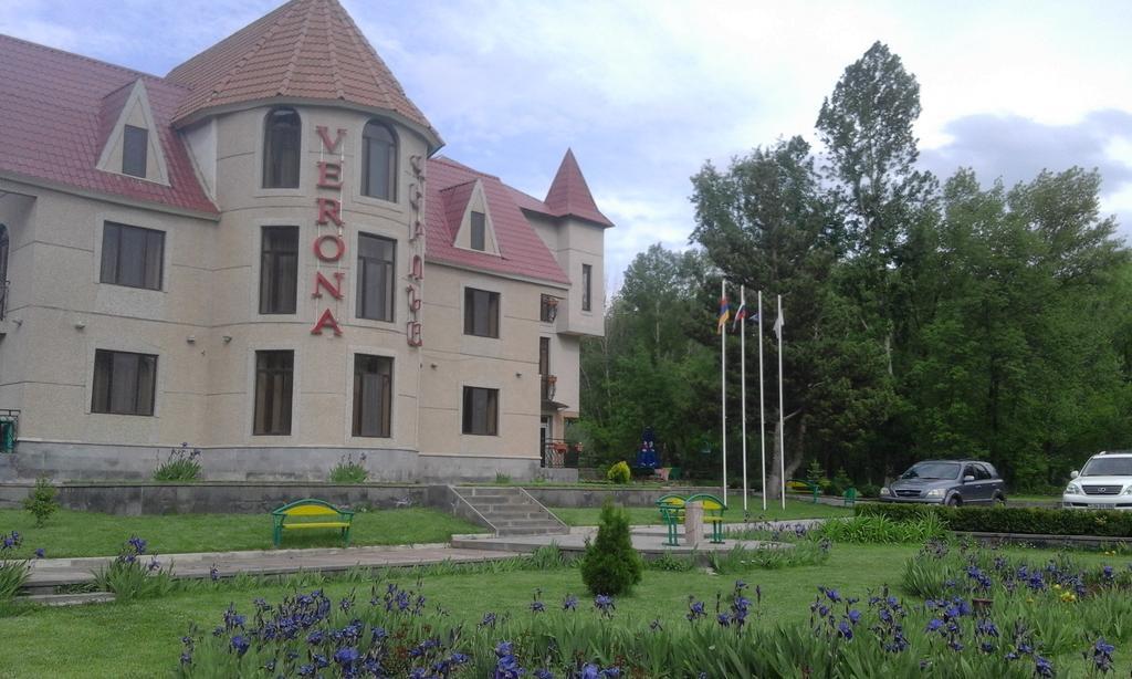 Jermuk Verona Resort מראה חיצוני תמונה